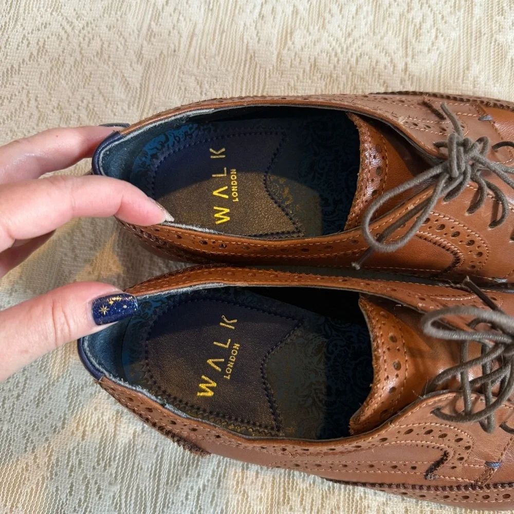 Walk London effortlessly stylish